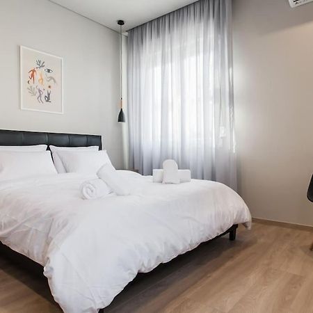 Piraeus Deluxe 2Bdr Apt - Near Metro And Port Esterno foto